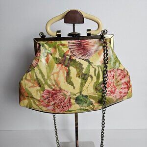 Patricia Nash Bag Seashells By The Seashore Kelmscott Frame Cross Body - Retired